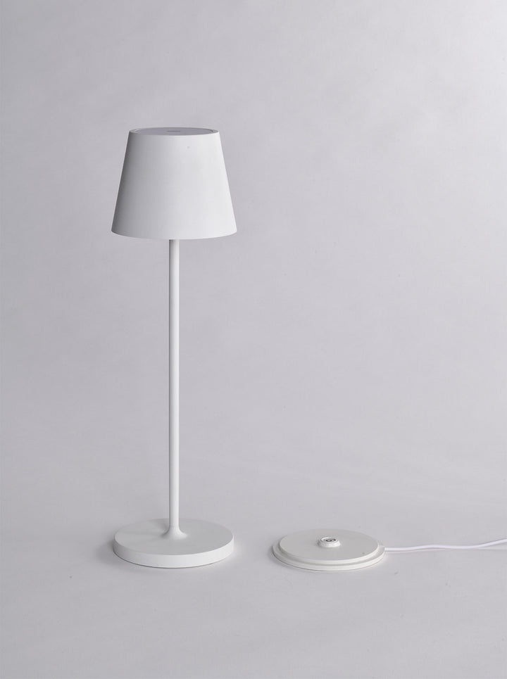 Mossa Portable Table Lamp