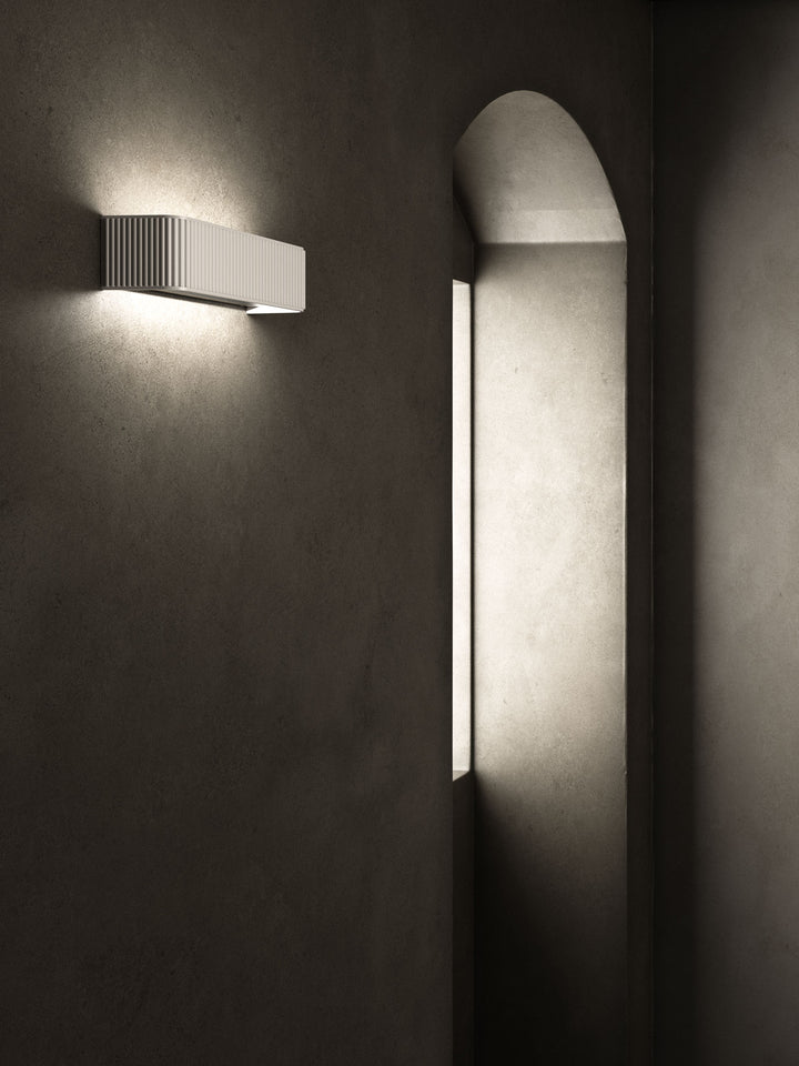 Dresscode Wall Light