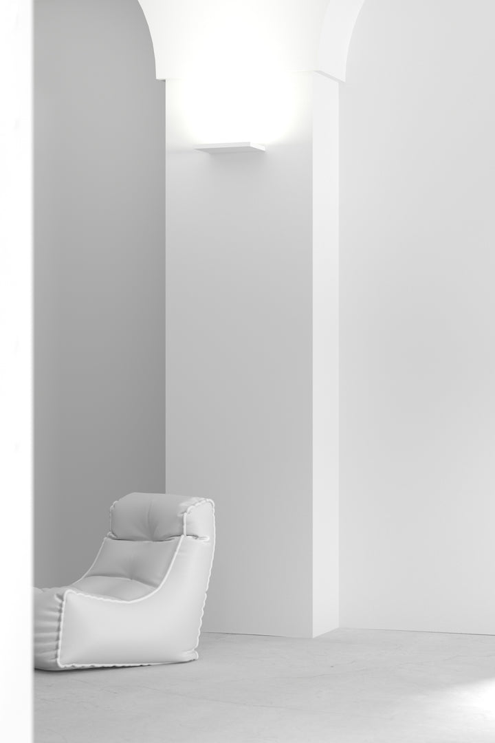 CM2 Wall Light