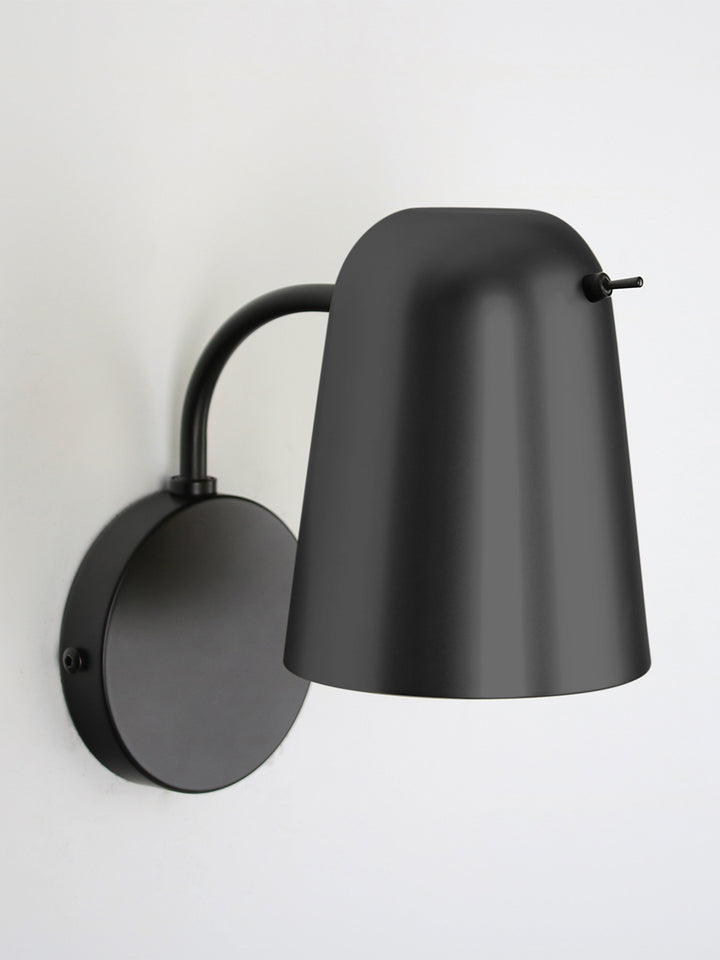 Dobi Wall Light