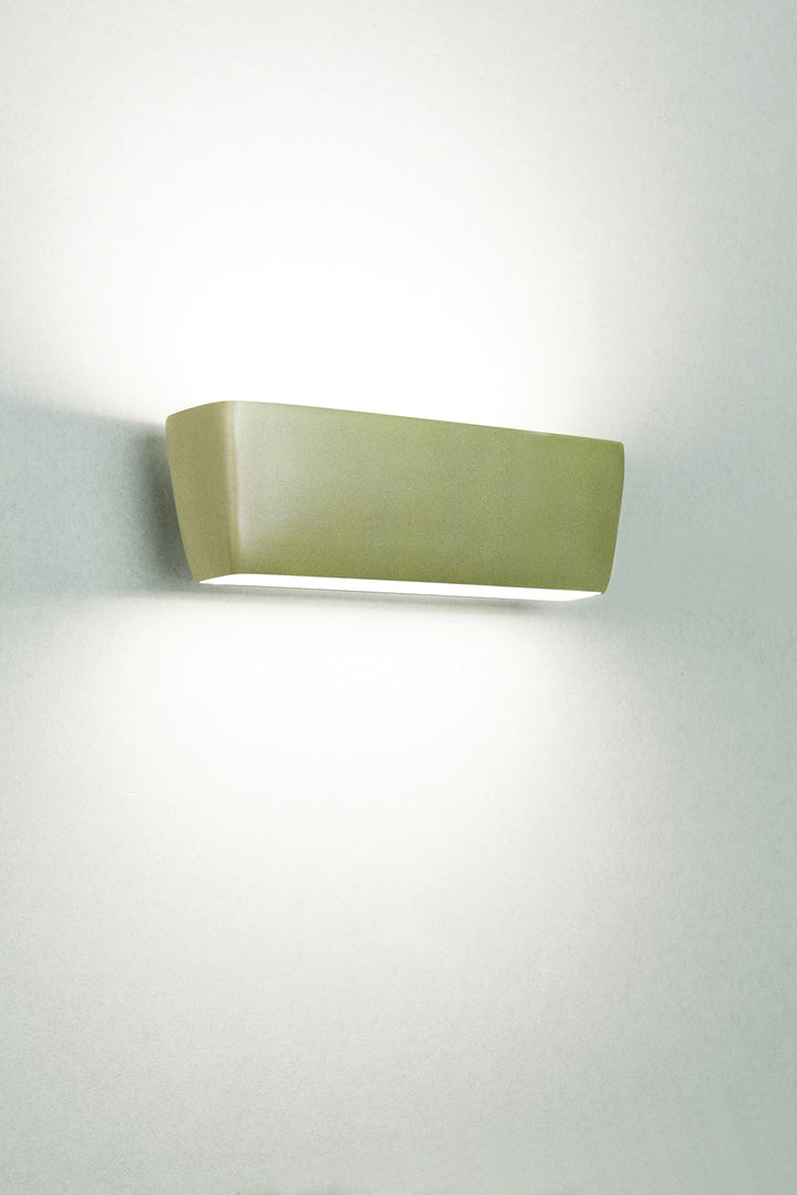 Flaca Wall Light